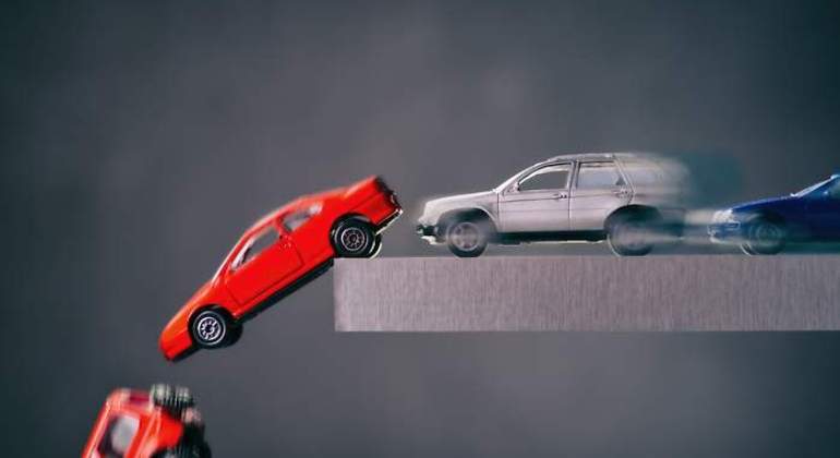 automovil-crisis-inversion.jpg