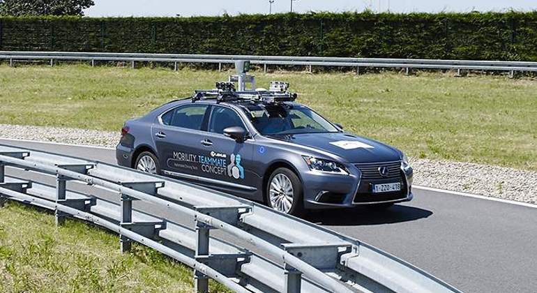 lexus-investigacion-coche-autonomo.jpg
