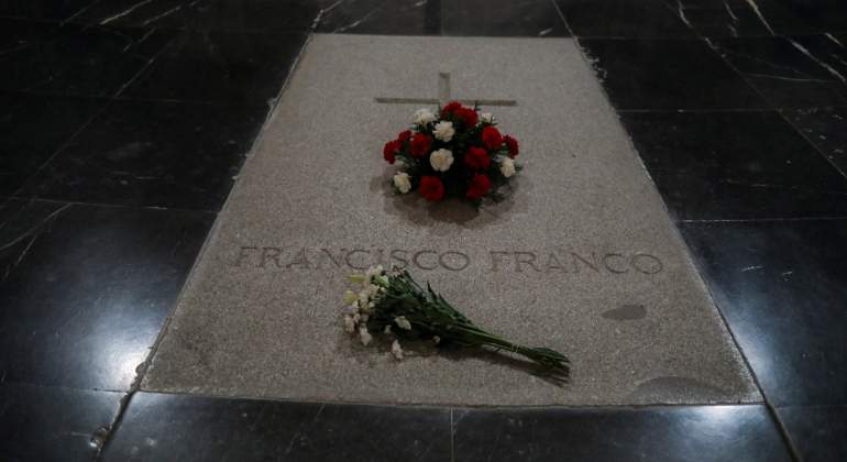 tumba-franco-valle-caidos-reuters.jpg