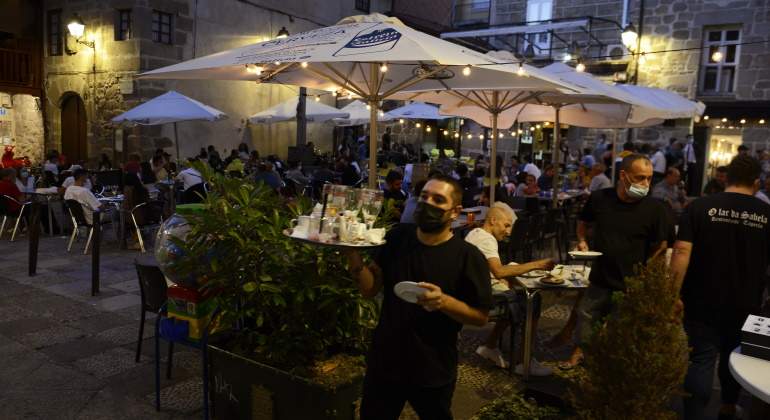 bares_restaurantes_casco_historico_orense_primer_dia_restricciones-europa-press-770x420.jpg