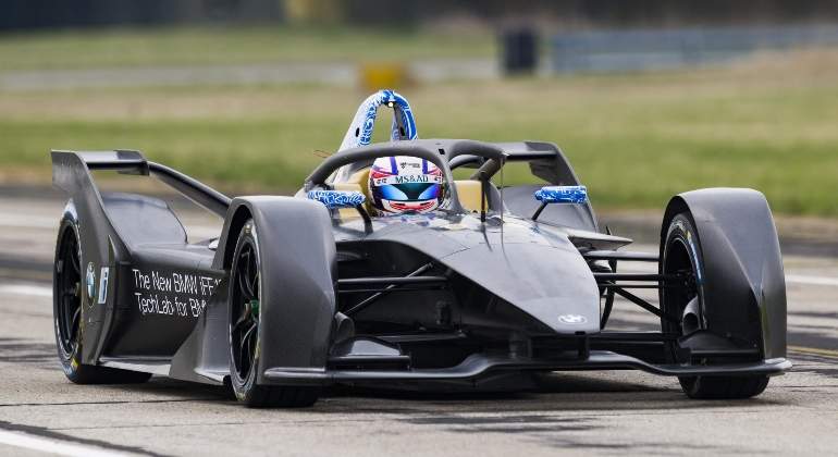 BMW-iFE-18-formula-e-01.jpg