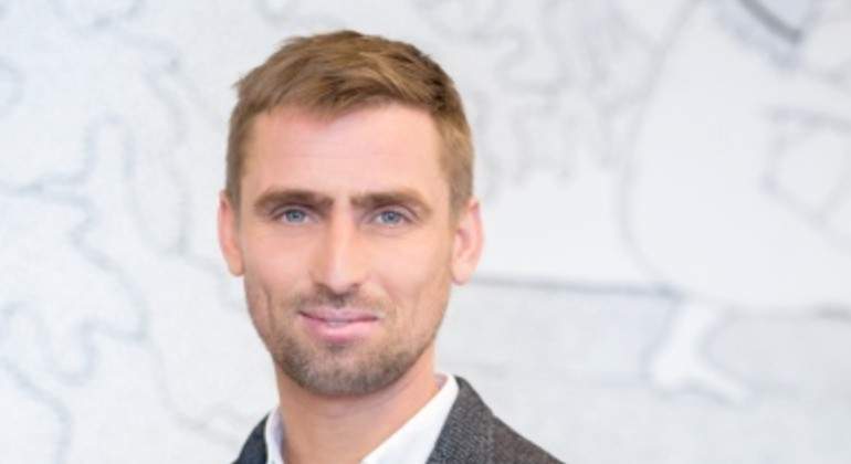 Frank-Uffen-director-de-Relaciones-Institucionales-de-TSH-2.jpg