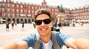 La llegada de turistas extranjeros se hundió en marzo un 64,3% por el coronavirus
