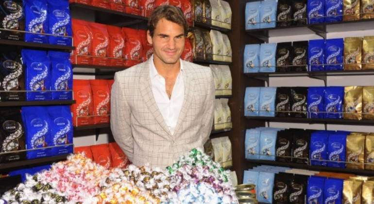 federer-90-millones-golpe-770.jpg