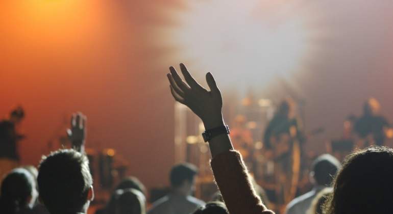 discoteca-menores-pixabay.jpg