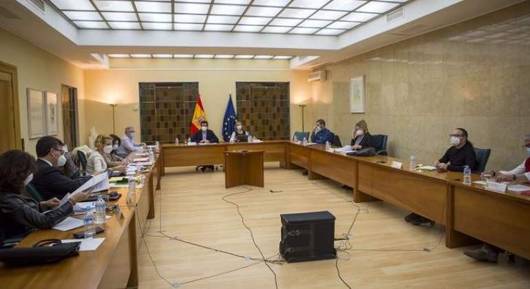 gobierno-agentes-sociales.jpg