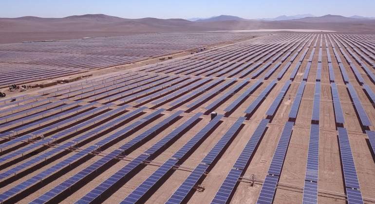 planta-fotovoltaica-acciona-chile.jpg