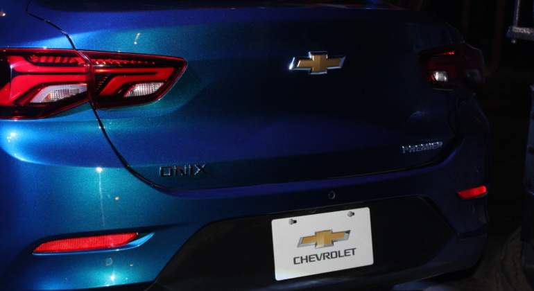 Chevrolet-Onix-EH.jpg