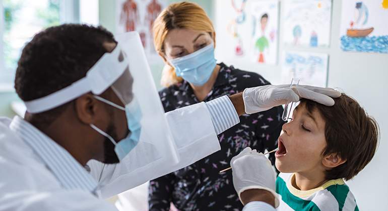 test-saliva-coronavirus.jpg