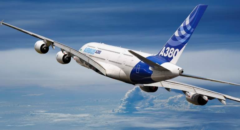 Airbus-a380-dreamstime.jpg