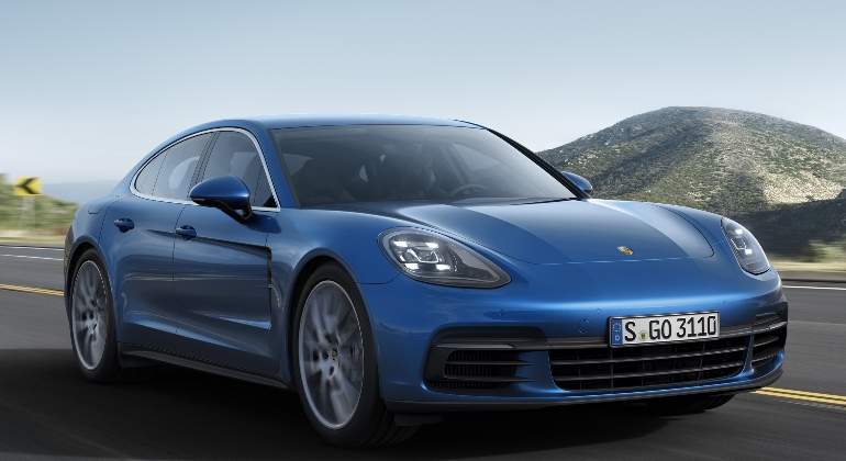 porsche-panamera-2016-01.jpg