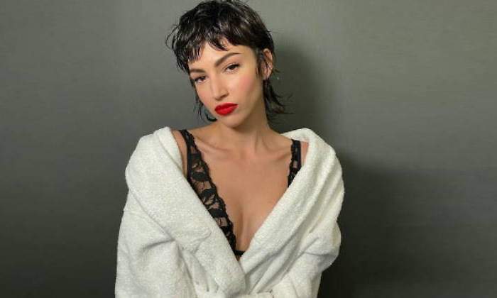 ursula-corbero-topless-infarto-770.jpg