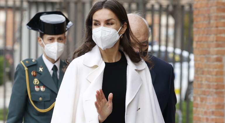 letizia-abrigo-blanco-770.jpg