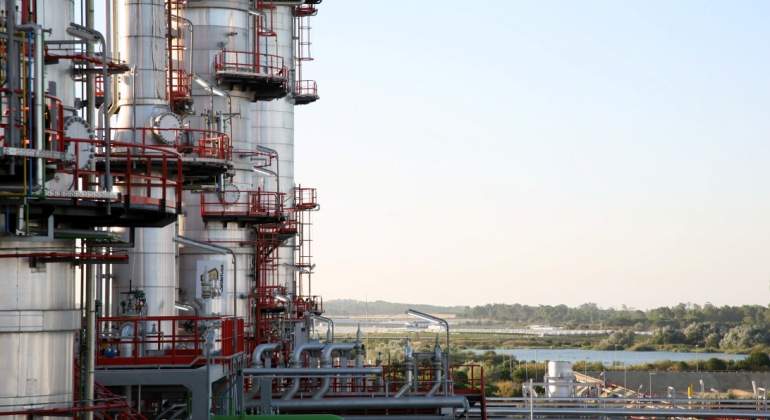 Iran-refineria.jpg
