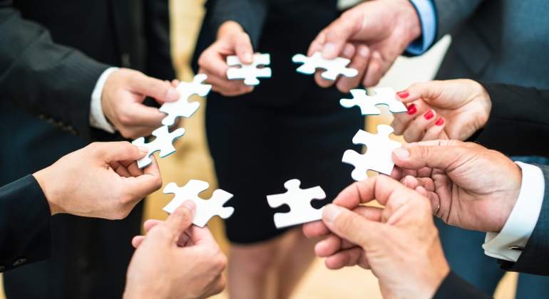 puzzle-empresas-adquisiciones-770-dreamstime.jpg