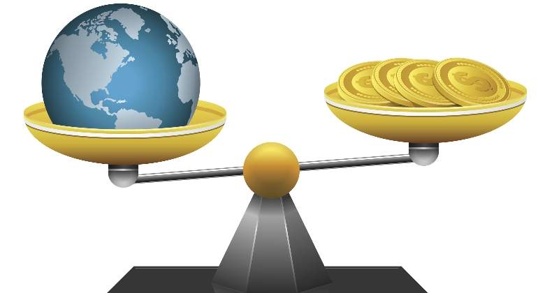 balanza-tierra-dinero-cambio-climatico-planeta-getty-2.jpg