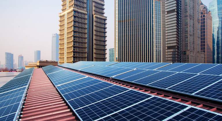770-420-paneles-solares-china-ciudad-istock.jpg