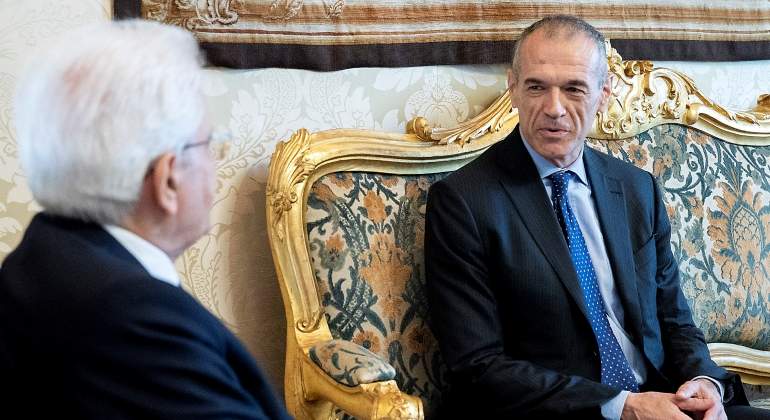 mattarella-cottarelli-reuters.jpg