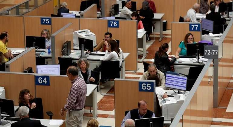 agencia-tributaria-oficinas-efe-770x420.jpg