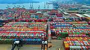 El atasco de los puertos de China supera al del Canal de Suez y amenaza con llevar el caos al comercio global