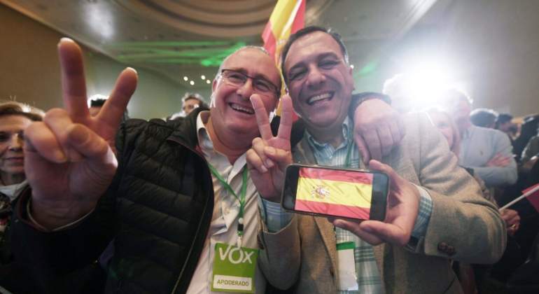 apoderados-vox-2d-efe.jpg