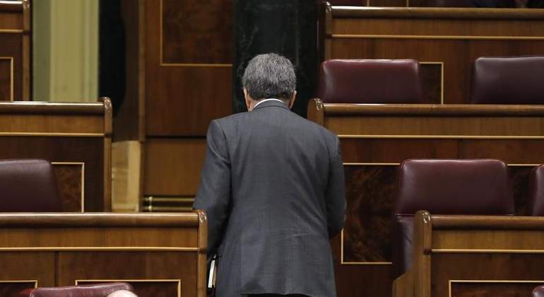 homs-espaldas-congreso-efe.jpg