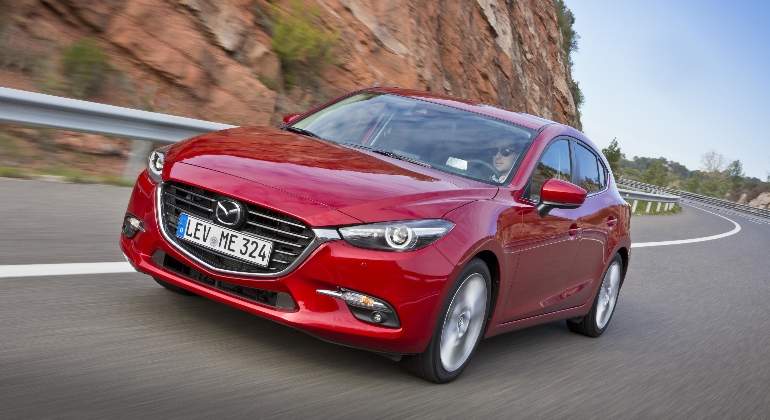 mazda-3-2016-01.jpg
