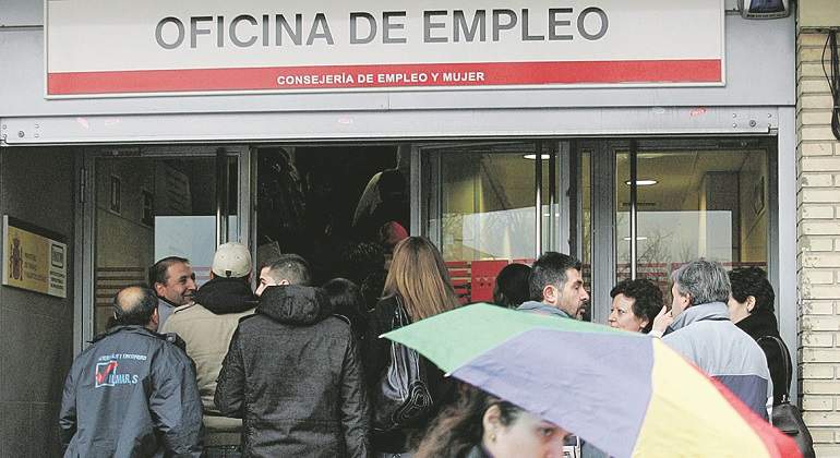 Empleo-Paro-oficina.jpg
