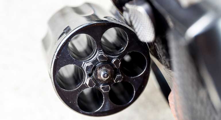 Armas-istock-770.jpg
