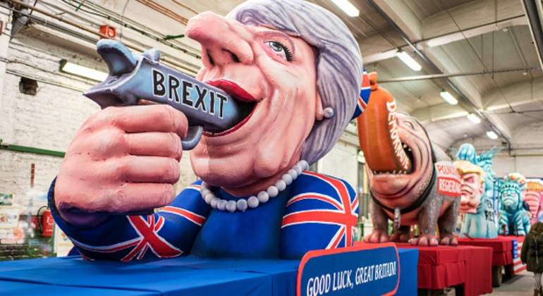 brexsit-disparo-boca.jpg