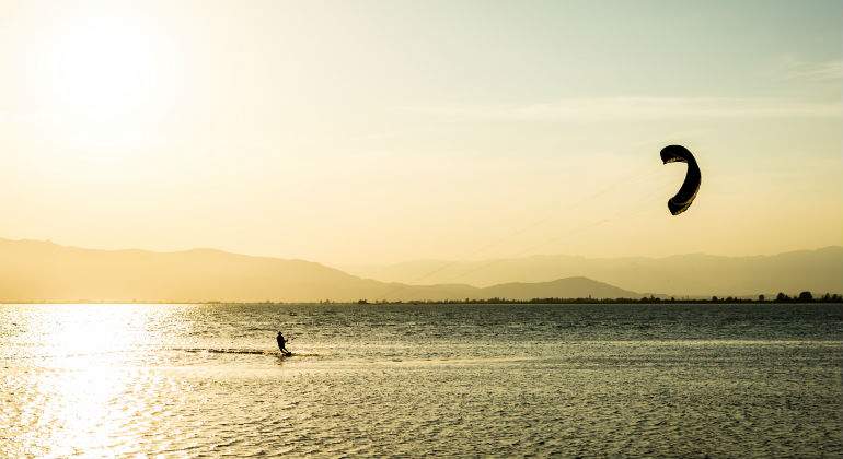 kitesurf-dreamstime.jpg