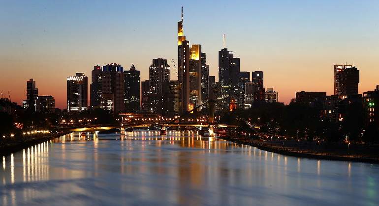 skyline-distrito-financiero-frankfurt-alemania-reuters-770x420.jpg