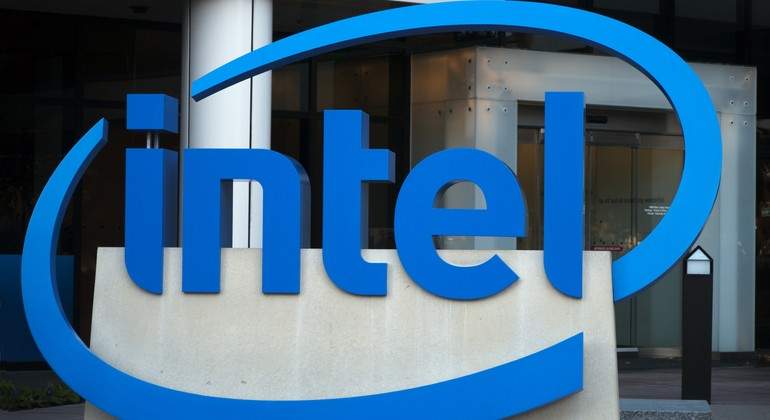 intel-dreamstime.jpg