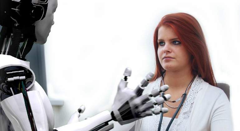 robot-doctor-770-pixabay.jpg