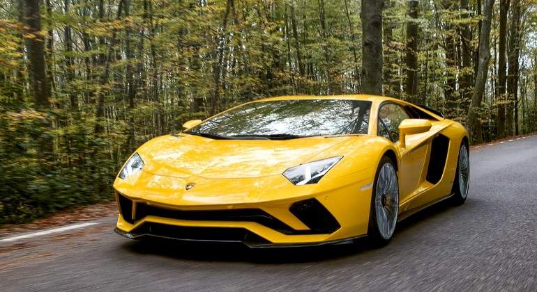 Lamborghini-coche-deportivo.jpg