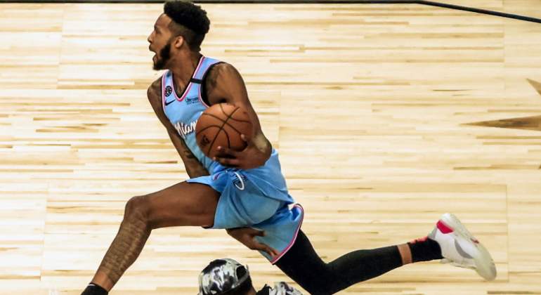 derrick-jones-mate-allstar-usatoday.jpg