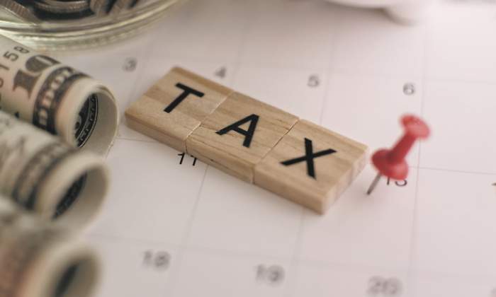 impuestos-tax-chincheta-calendario-getty-770x420.jpg