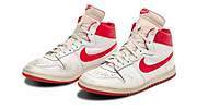 Las zapatillas con las que Michael Jordan se estrenó como rookie se convertirán en el par más caro vendido en una subasta