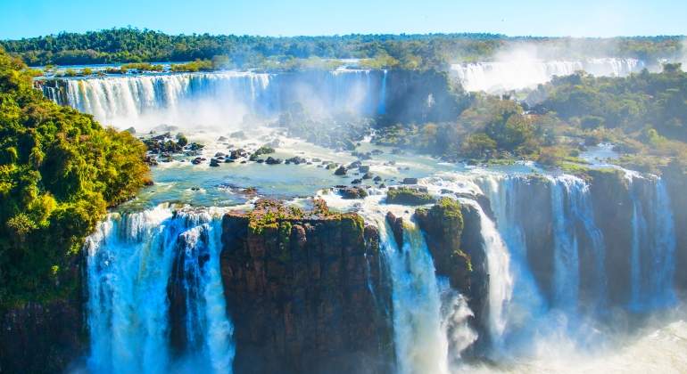 iguazu-cataratas-dreamstime.jpg