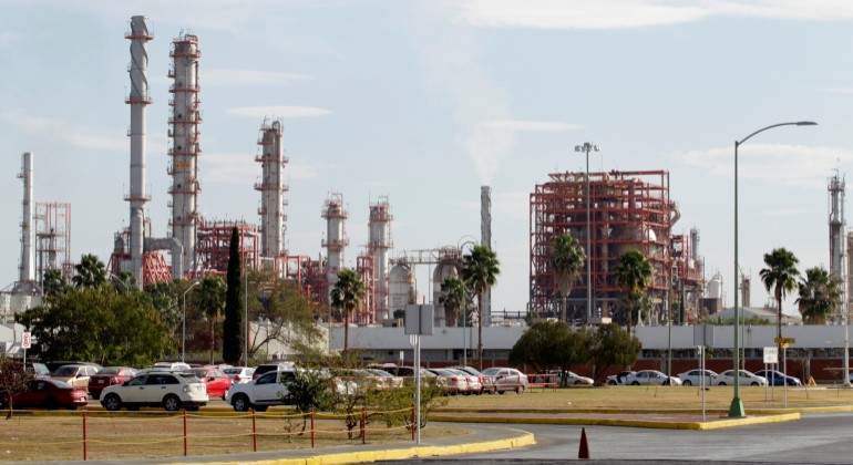 Refineria-de-Cadereyta-Reuters.JPG