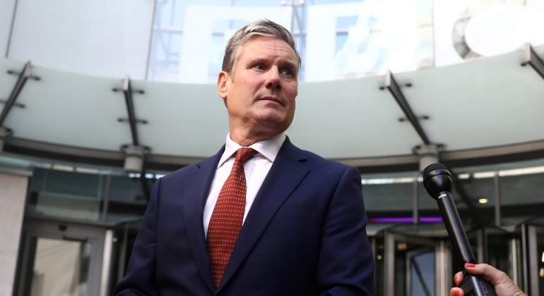 keir-starmer-micro-reuters-770x420.jpg