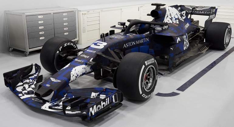 red-bull-rb14-2018.jpg