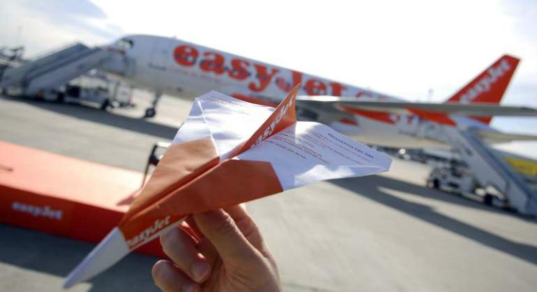 easy-jet-papel.jpg