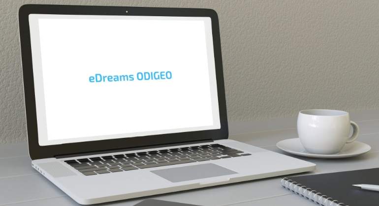 eDreams-odigeo-portatil-dreamstime.jpg
