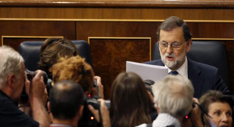 rajoy-comparecencia-parlamento-2-11octubre-efe.jpg