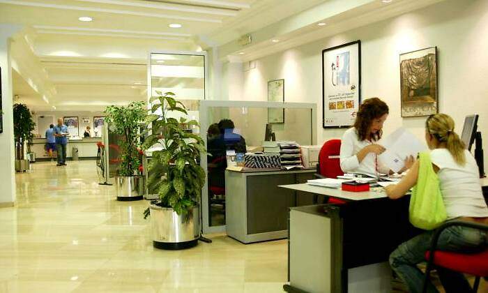 oficina-bancaria-efe.jpg