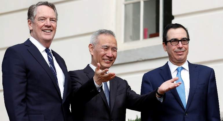 robert-lighthizer-liu-he-steven-mnuchin-negociaciones-guerra-comercial-eeuu-china-10octubre2019-reuters.jpg