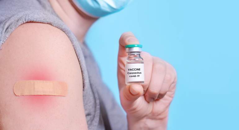 vacuna-efecto-secundario-cutaneo-dermatologia.jpg
