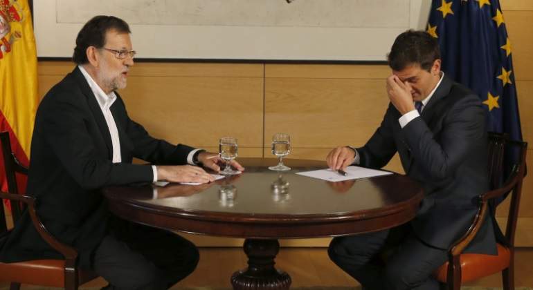 rajoy-rivera-mesa.jpg