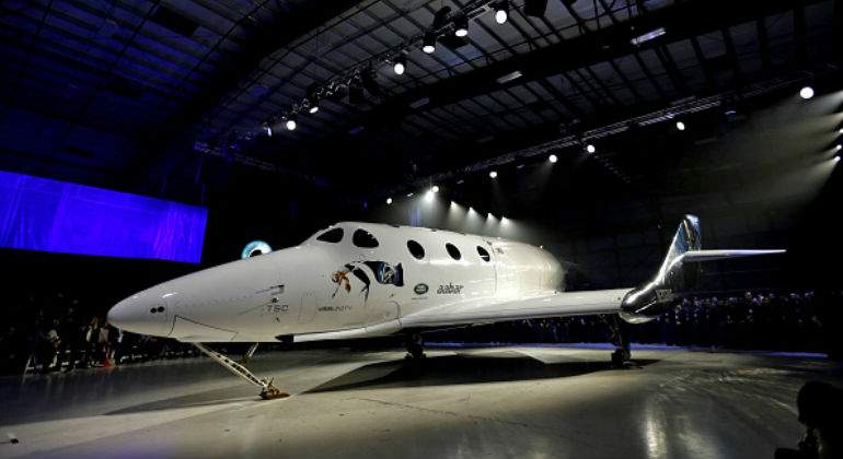 spaceship-two.jpg